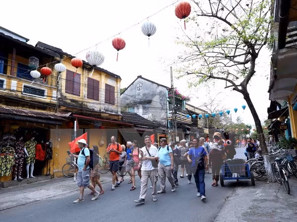 viet nam co kha nang dat muc tieu don 13 trieu khach quoc te nam 2017