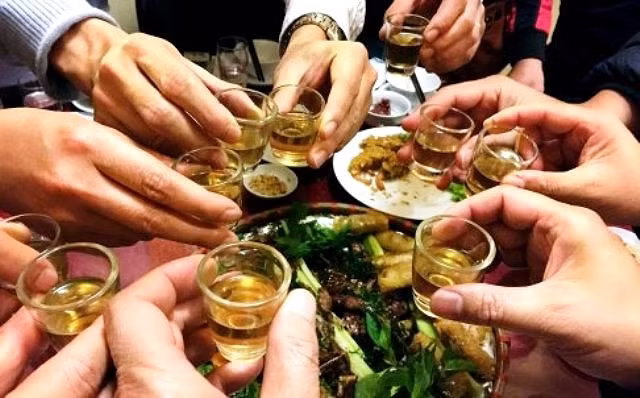 Rượu bia tàn phá cơ thể bạn như thế nào?