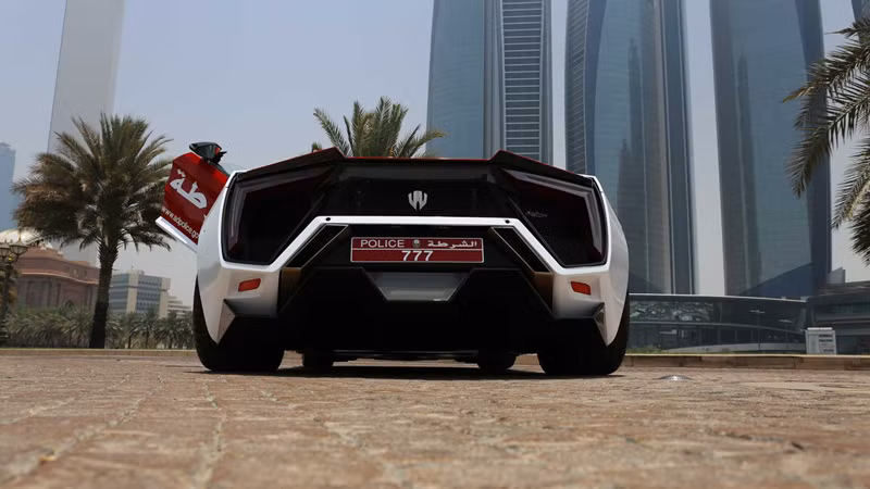 Cận cảnh siêu xe hàng hiếm Lykan HyperSport giá 3,4 triệu USD