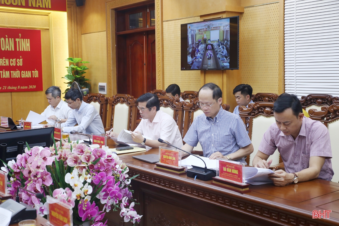 Hà Tĩnh phát động 50 ngày thi đua cao điểm chào mừng Đại hội Đảng bộ tỉnh lần thứ XIX