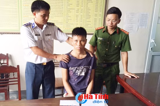 bat giu doi tuong tang tru trai phep chat ma tuy