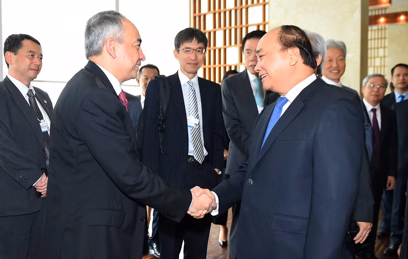 thu tuong toa dam voi cac tap doan thanh vien wef ve kinh te viet nam