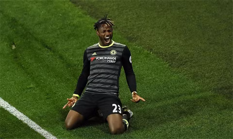 vuot ai west brom chelsea vo dich ngoai hang anh truoc 2 vong