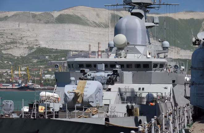 hinh anh moi nhat ve tau gepard 3 9 cua viet nam tai nga