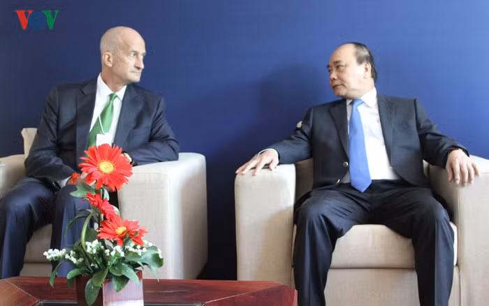 hoat dong cua thu tuong tai dien dan kinh te the gioi ve asean