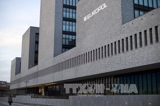 europol phoi hop voi cac nuoc dieu tra vu tan cong mang toan cau