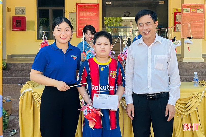 Niềm vui của em Lê Trọng Tiến...