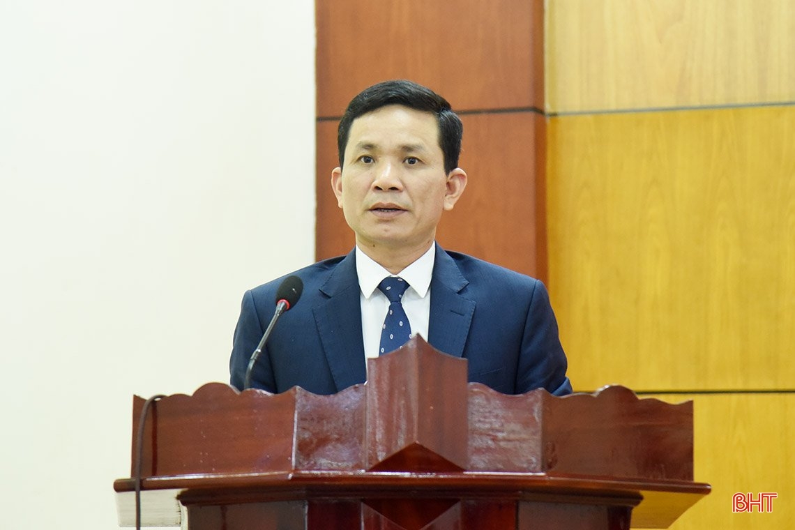 Tập trung thực hiện tốt quy chế dân chủ trong các cơ quan, doanh nghiệp