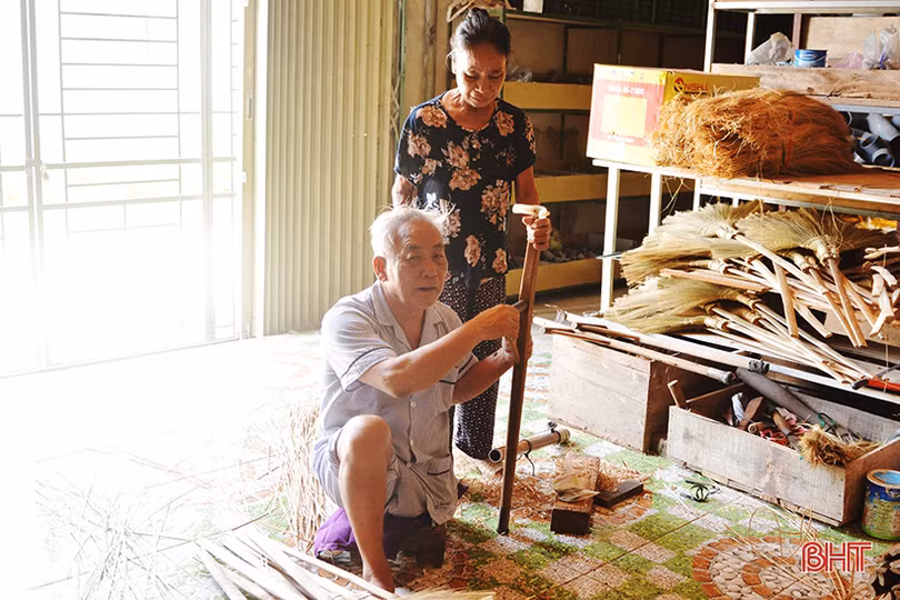 “Bom đạn không làm mình gục ngã, lẽ nào chùn bước trước thử thách đời thường”