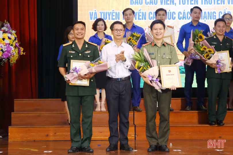 Huyện đoàn Kỳ Anh nhất Liên hoan Báo cáo viên, tuyên truyền viên và tuyên truyền ca khúc cách mạng
