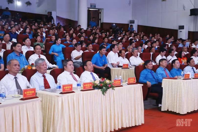 Nâng cao chất lượng nguồn nhân lực, đổi mới phương thức hoạt động Công đoàn Hà Tĩnh