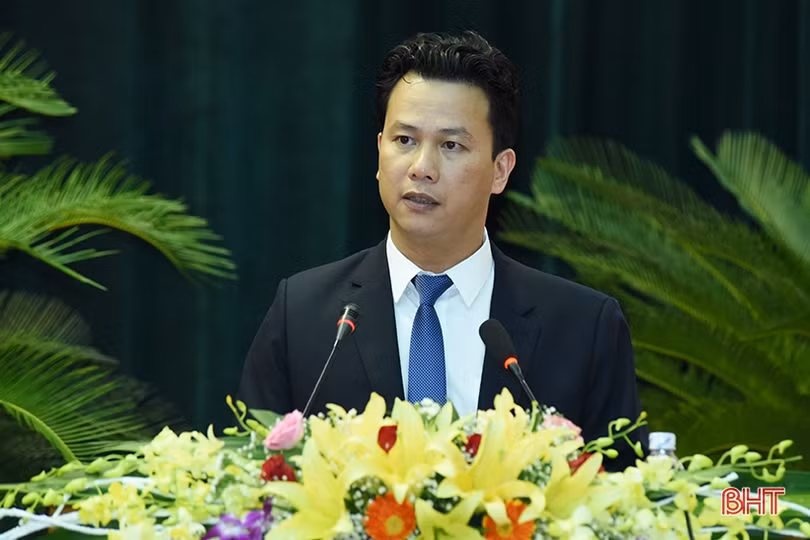 HĐND miễn nhiệm chức vụ Chủ tịch UBND tỉnh Hà Tĩnh đối với ông Đặng Quốc Khánh