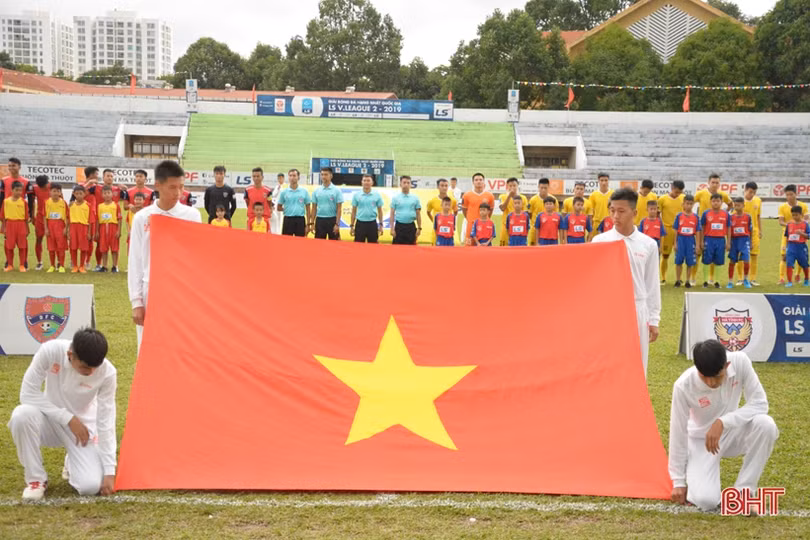 Hồng Lĩnh Hà Tĩnh thắng đẹp Đắk Lắk với tỷ số 2 - 0