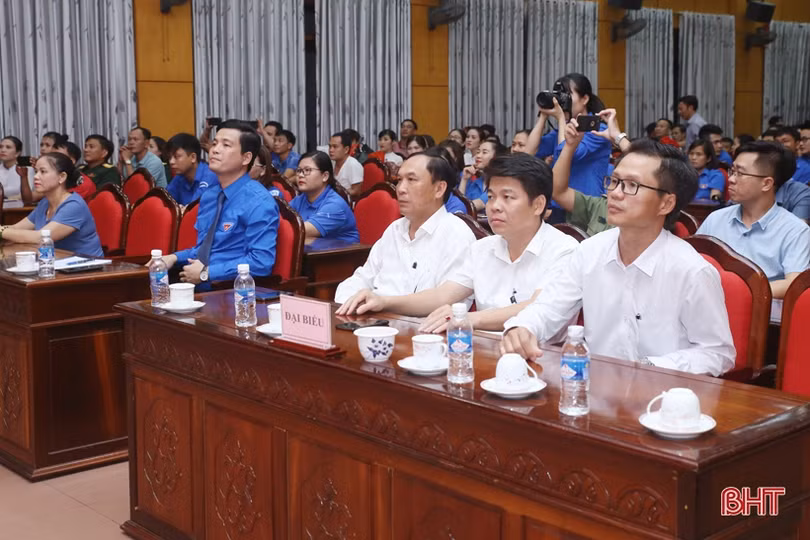 Huyện đoàn Kỳ Anh nhất Liên hoan Báo cáo viên, tuyên truyền viên và tuyên truyền ca khúc cách mạng
