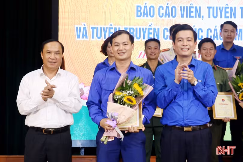Huyện đoàn Kỳ Anh nhất Liên hoan Báo cáo viên, tuyên truyền viên và tuyên truyền ca khúc cách mạng