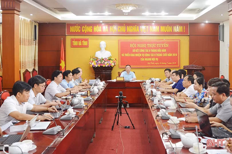 Tập trung giải quyết khó khăn về tổ chức bộ máy các cơ quan chuyên môn