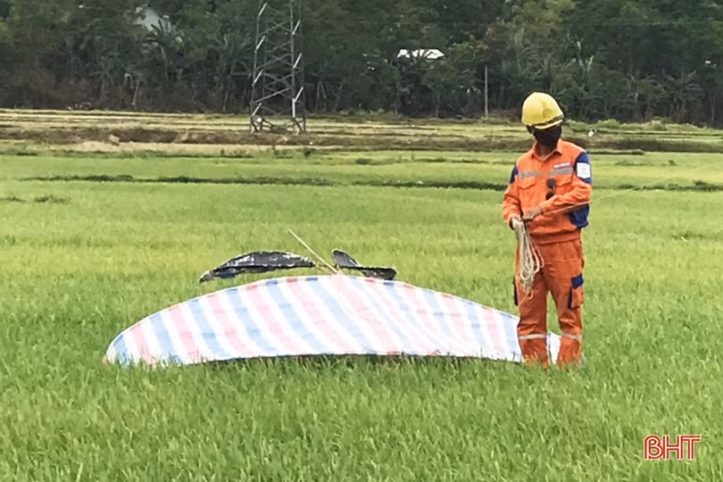 Hàng chục lần mất điện vì... thú vui thả diều!