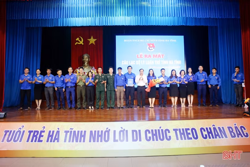 Huyện đoàn Kỳ Anh nhất Liên hoan Báo cáo viên, tuyên truyền viên và tuyên truyền ca khúc cách mạng