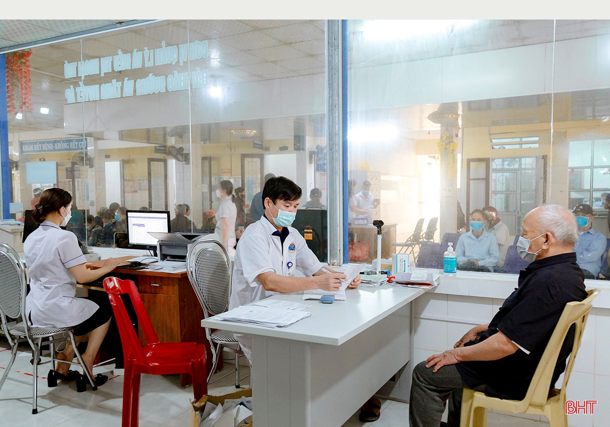 Bác sỹ rời cơ sở y tế công và thách thức về bài toán nhân lực (Bài 2): Thu nhập thấp có là lý do chính khiến bác sỹ “nhảy việc”?