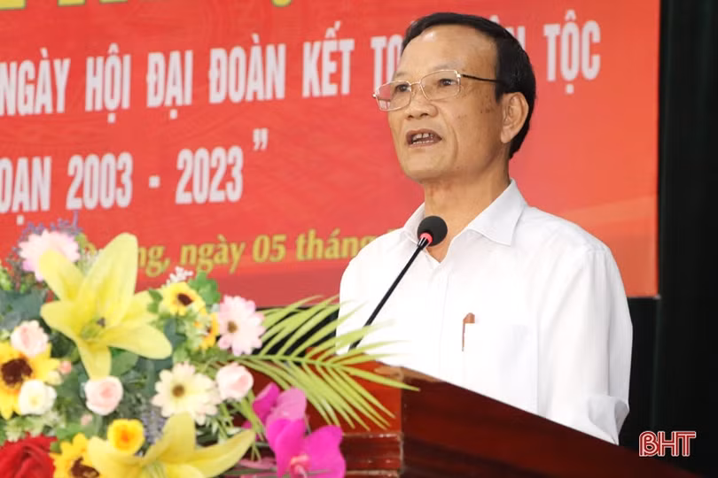 Vũ Quang biểu dương 16 điển hình qua 20 năm tổ chức ngày hội đại đoàn kết