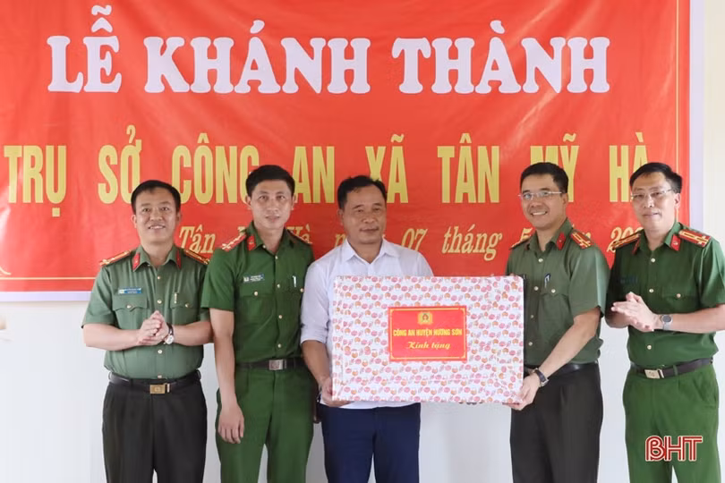 Khánh thành trụ sở đầu tiên của công an xã ở Hương Sơn