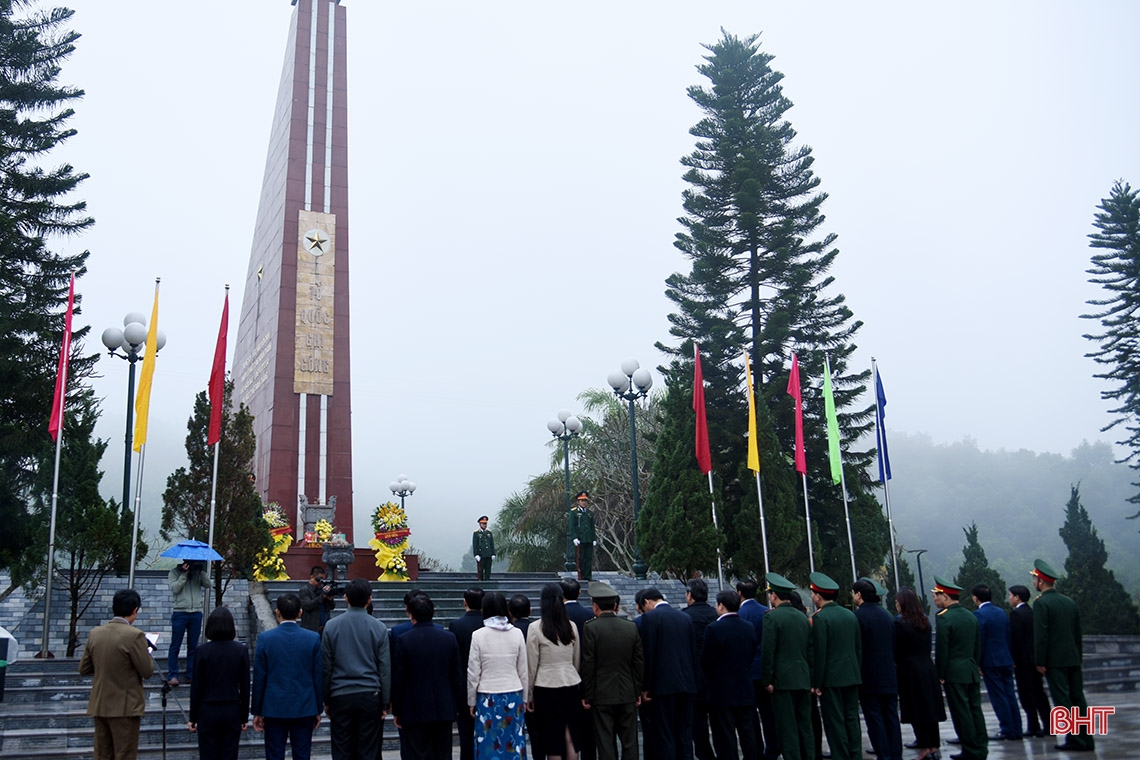 Phát huy truyền thống, khắc phục khó khăn, xây dựng Hà Tĩnh ngày càng phát triển