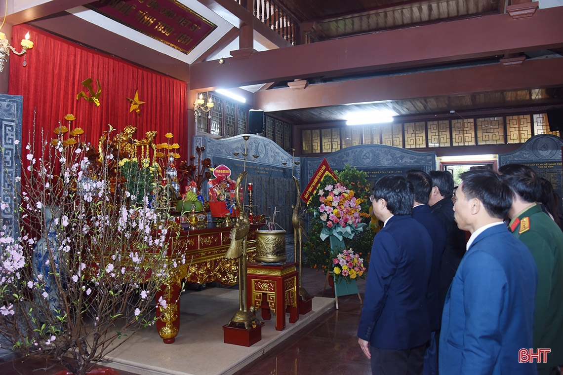 Phát huy truyền thống, khắc phục khó khăn, xây dựng Hà Tĩnh ngày càng phát triển