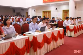 Khai giảng lớp tập huấn lồng ghép kiến thức dân tộc vào giảng dạy lý luận chính trị