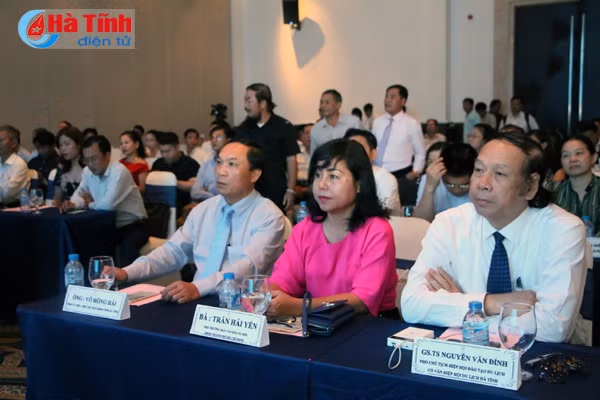 ha tinh va tp ho chi minh ket noi phat trien du lich