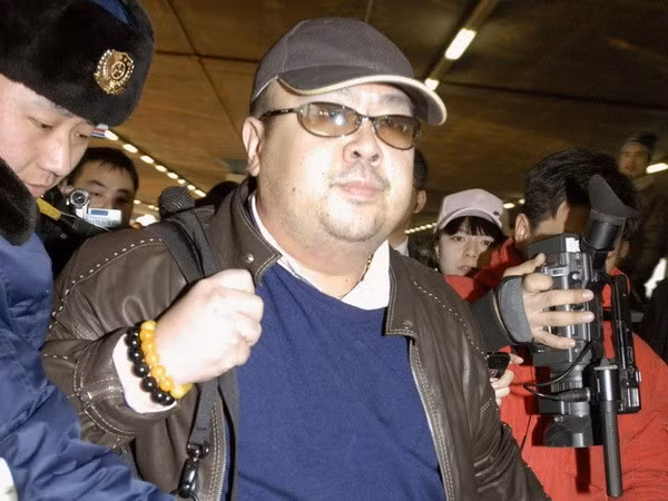 malaysia de nghi interpol giup truy tim nghi pham vu kim chol