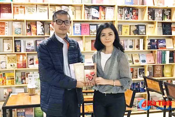 sach hoa nong thon mang tri thuc den voi cong dong kho khan