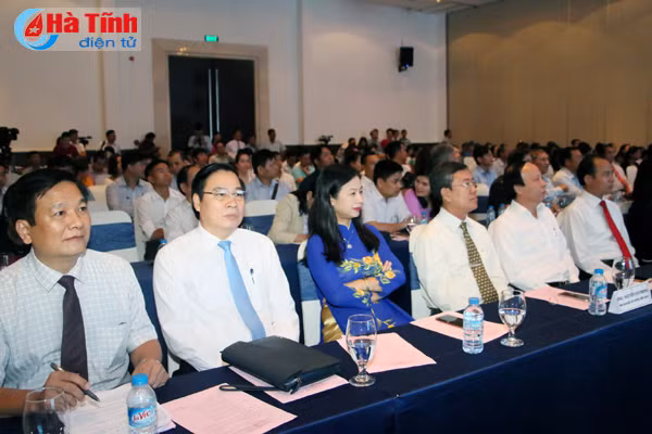 ha tinh va tp ho chi minh ket noi phat trien du lich