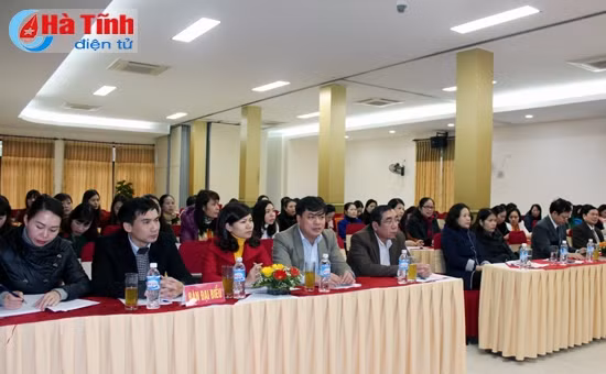 Tiếp tục thi đua lao động, sáng tạo, xây dựng gia đình hạnh phúc ảnh 1