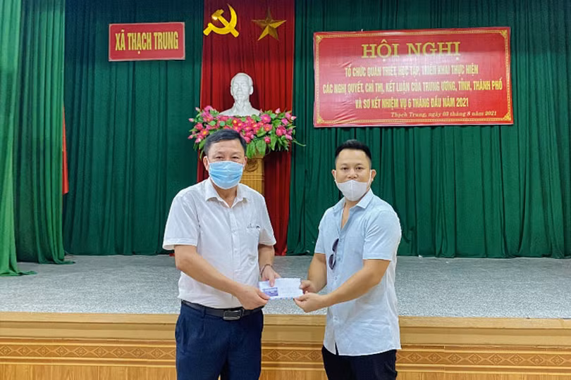 Khai trương Nhà Việt Center kết hợp “Tuần lễ gây quỹ từ thiện ủng hộ phòng chống COVID-19