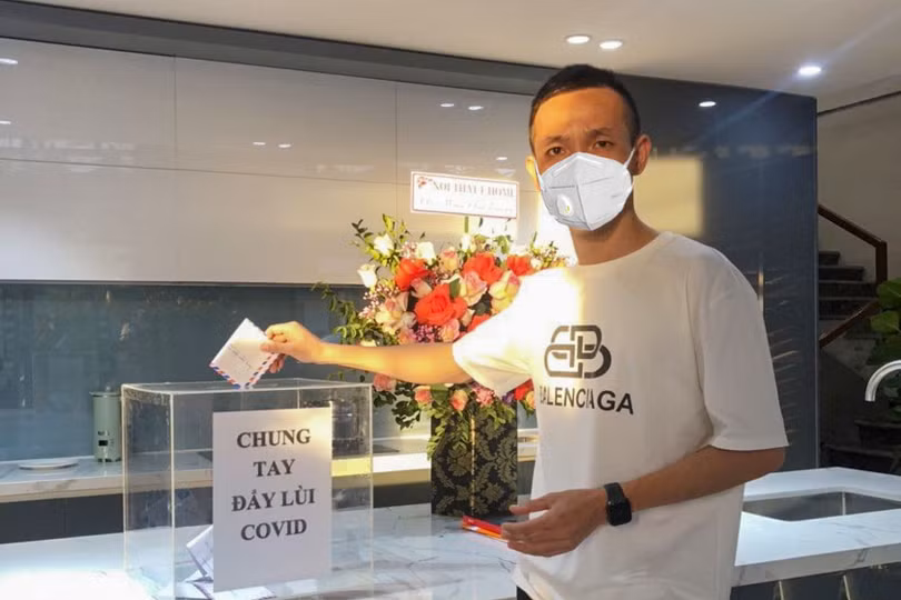 Khai trương Nhà Việt Center kết hợp “Tuần lễ gây quỹ từ thiện ủng hộ phòng chống COVID-19