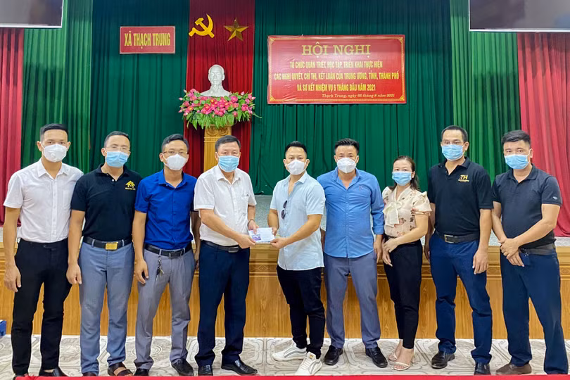 Khai trương Nhà Việt Center kết hợp “Tuần lễ gây quỹ từ thiện ủng hộ phòng chống COVID-19