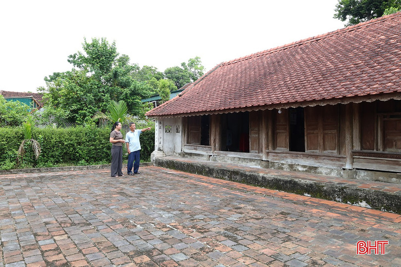 bqbht_br_ong-trung.jpg