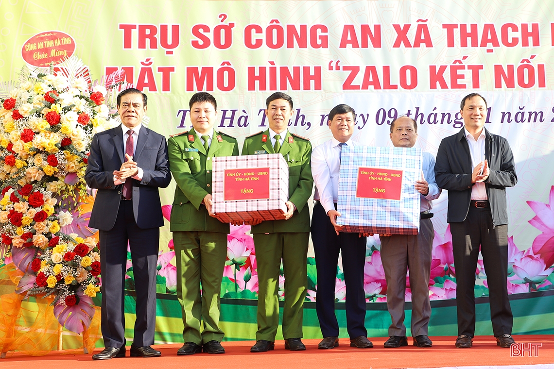Lãnh đạo Bộ Công an, tỉnh Hà Tĩnh dự lễ khánh thành trụ sở công an xã