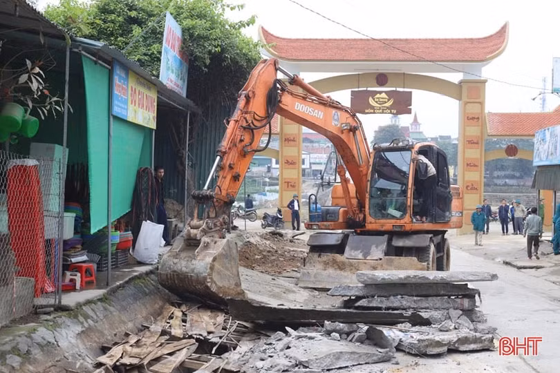 Thi đua xây dựng xã đạt chuẩn NTM nâng cao ở Hương Sơn
