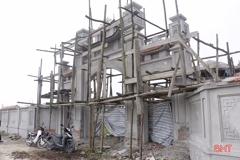 TP Hà Tĩnh chỉ đạo xử lý tồn tại trong quản lý nghĩa trang tại xã Thạch Trung