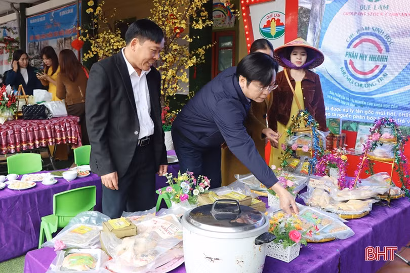 Phụ nữ Cẩm Xuyên sôi nổi tham gia ngày hội khởi nghiệp năm 2023