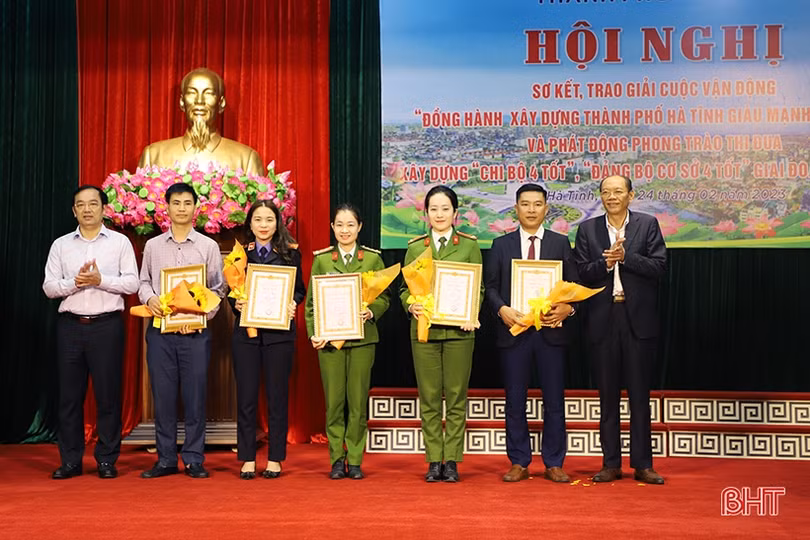 21 đề tài, ý tưởng đạt giải Cuộc vận động xây dựng TP Hà Tĩnh giàu mạnh, văn minh