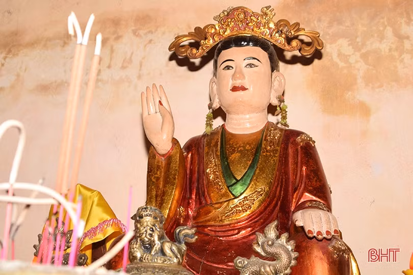 Trang trọng Lễ giỗ Thành hoàng làng Nhượng Bạn