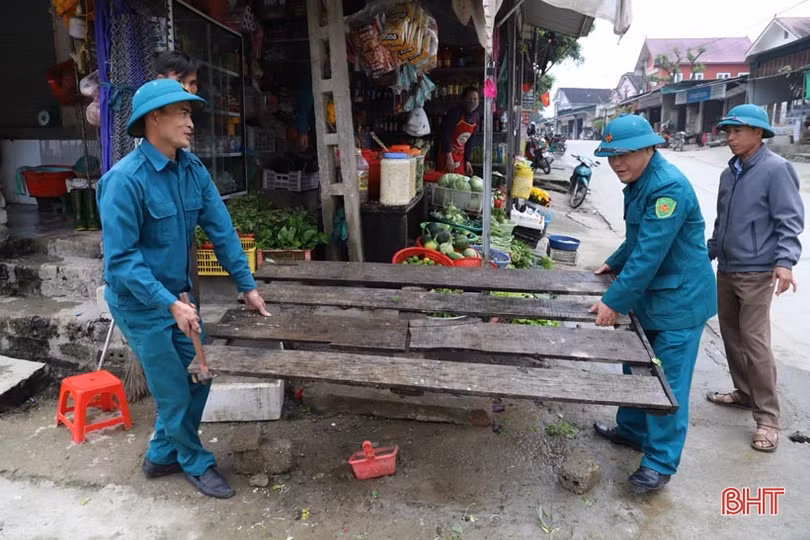 Thi đua xây dựng xã đạt chuẩn NTM nâng cao ở Hương Sơn