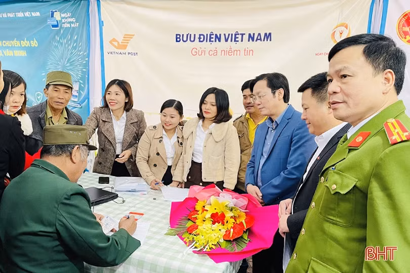 Xã đầu tiên của huyện Cẩm Xuyên tổ chức ngày hội chuyển đổi số năm 2023
