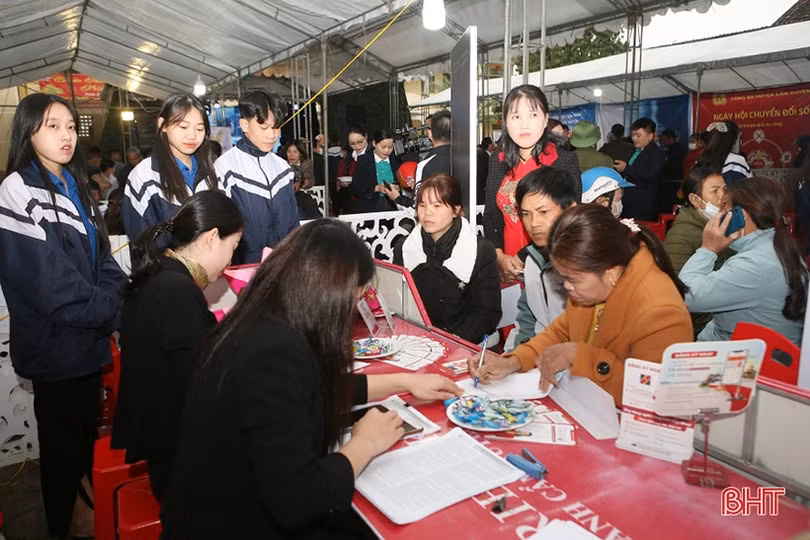 Xã đầu tiên của huyện Cẩm Xuyên tổ chức ngày hội chuyển đổi số năm 2023