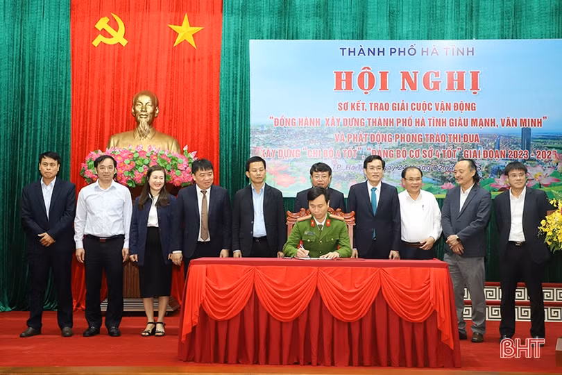21 đề tài, ý tưởng đạt giải Cuộc vận động xây dựng TP Hà Tĩnh giàu mạnh, văn minh