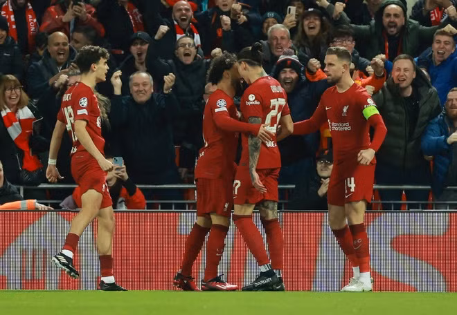 Real thắng Liverpool 5-2 sau khi bị dẫn 2-0