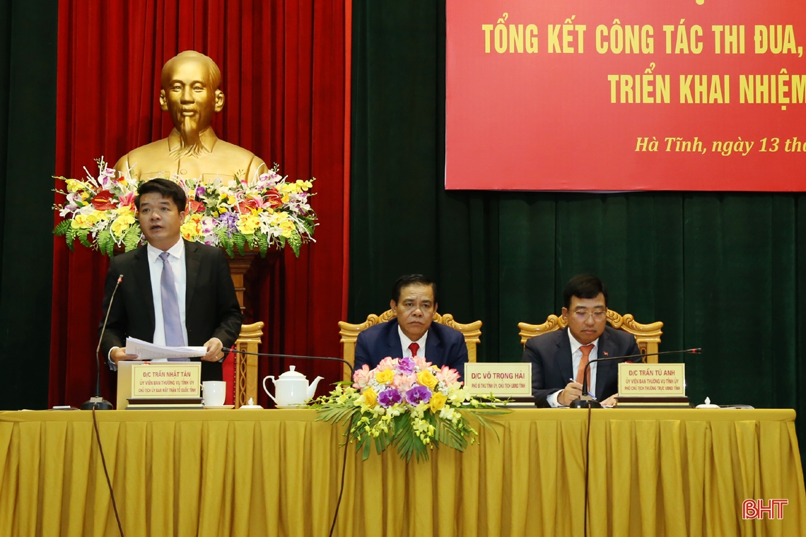 Hà Tĩnh đoàn kết, chung sức thực hiện tốt các phong trào thi đua yêu nước