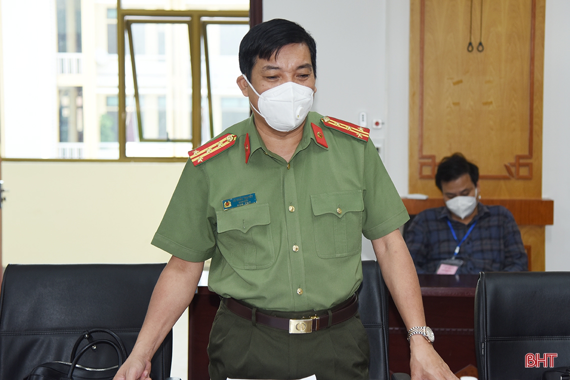 Bí thư Tỉnh ủy: Ngành chức năng xử lý nghiêm các cá nhân khai báo y tế không trung thực